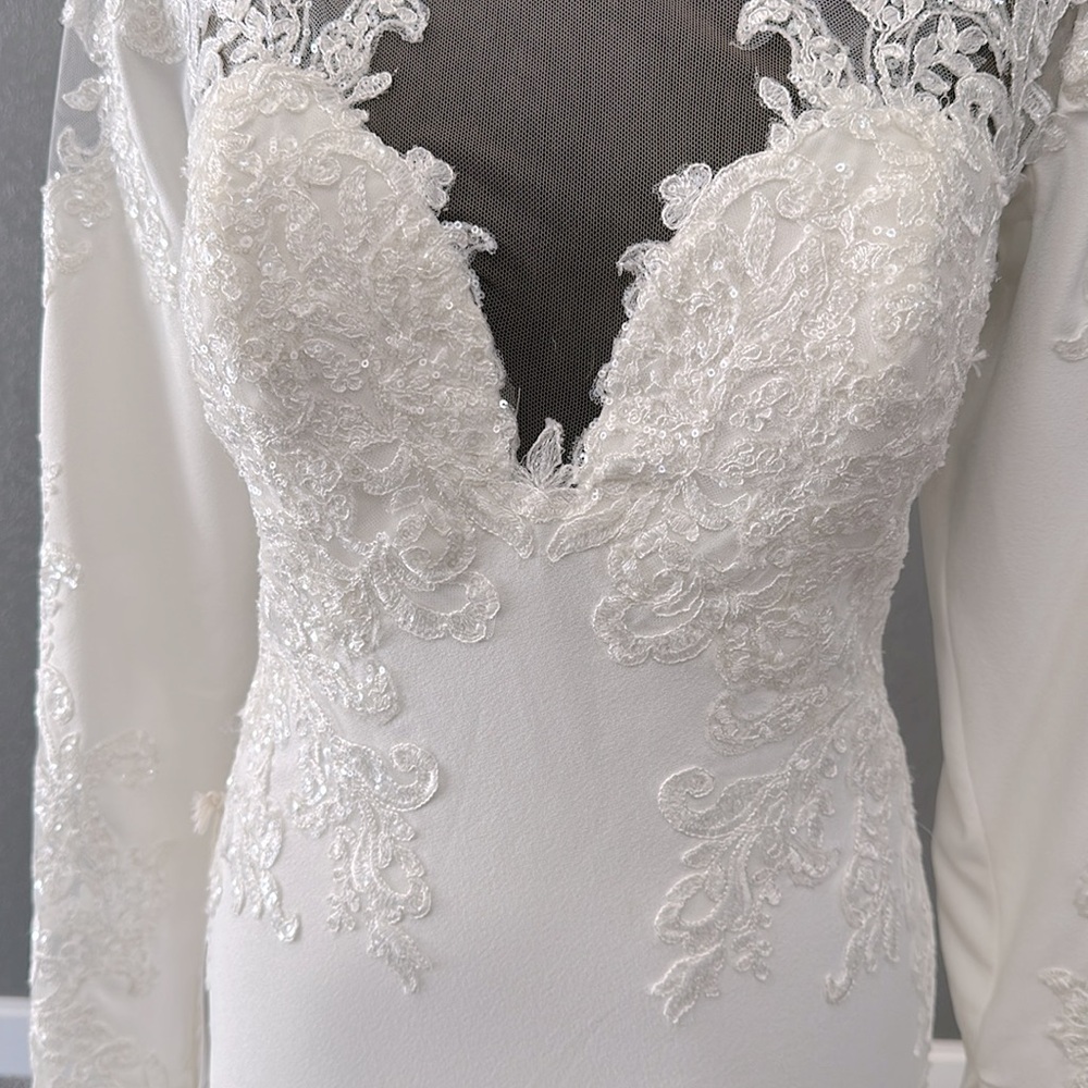 Pronovias Marisa Wedding Dress - Picture 5 of 13